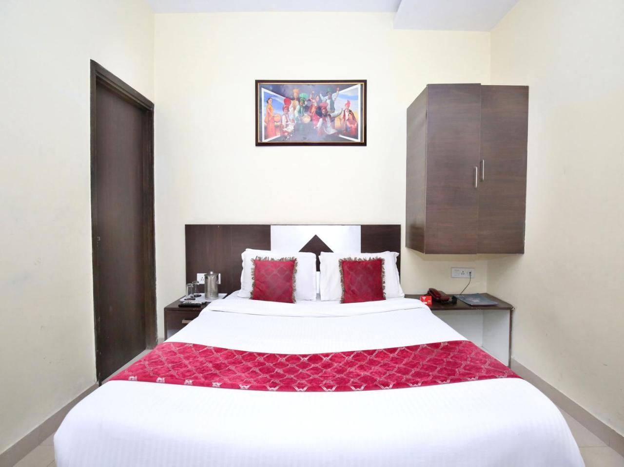 Fabhotel Star Metro Inn Amritsar Exterior foto